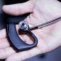 プラントロニクス「Voyager Legend」は大画面スマホ使いに最適なBluetoothワイヤレスイヤホン