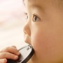 1歳娘が異物を飲み込んだかも！？子供が誤飲したときの症状と対処法